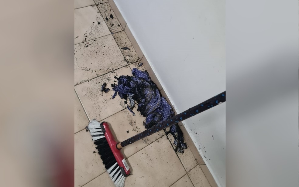 Ciúmes doentio: mulher ateia fogo em companheira enquanto ela dormia