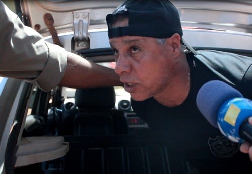 Justiça de Goiás concede liberdade a policial do DF que baleou criança na BR-070