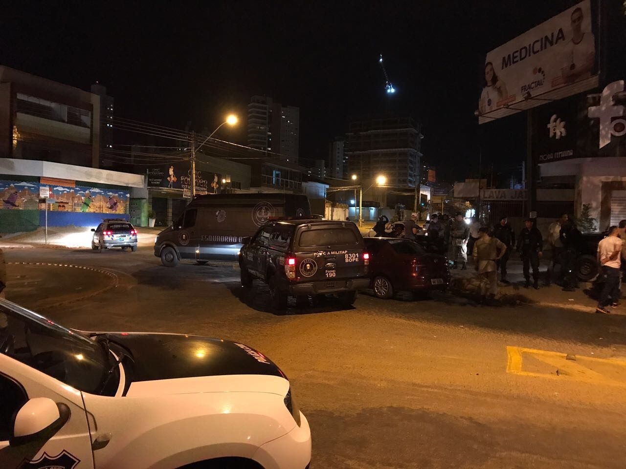 Policial civil é preso após fazer própria mãe refém dentro de casa em Goiânia