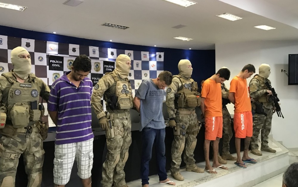 Suspeitos decapitar e deixar cabeça na porta de Shopping vão a júri popular