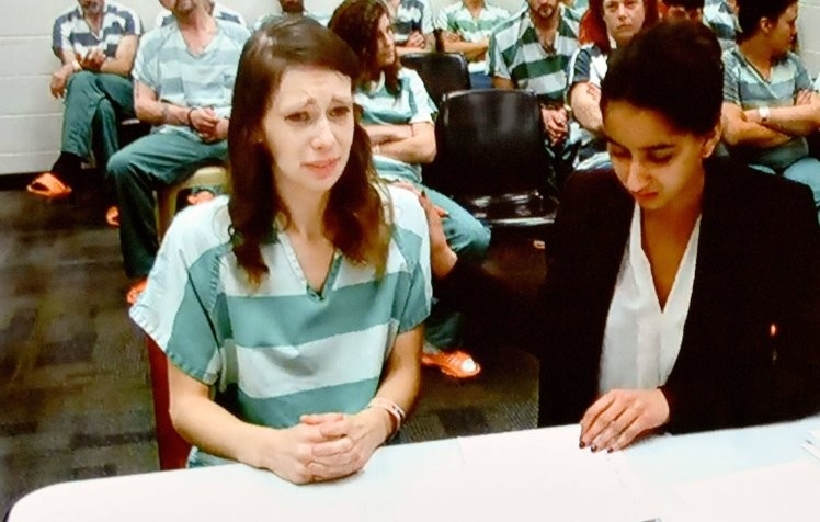 Garota de programa atira em cliente após ficar insatisfeita com sexo oral