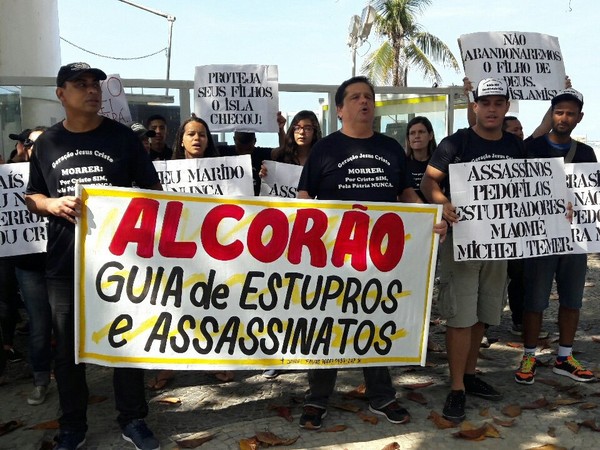 Evangélicos ficam feridos em confronto com Guarda Municipal