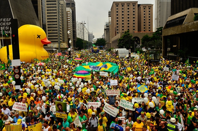 Cinco mil produtores vão a Brasília pedir impeachment