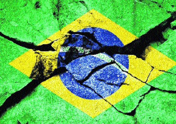 Hipertrofia do Estado é a fonte da crise