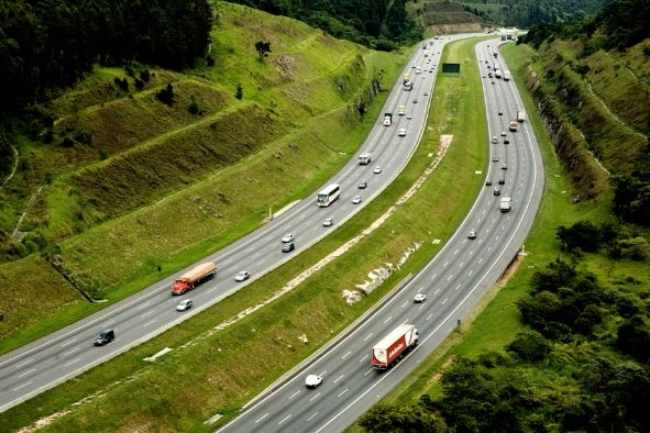 Rodovia terceirizada