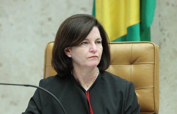 Procuradora pede explicação sobre foro privilegiado em ação da Lava Jato