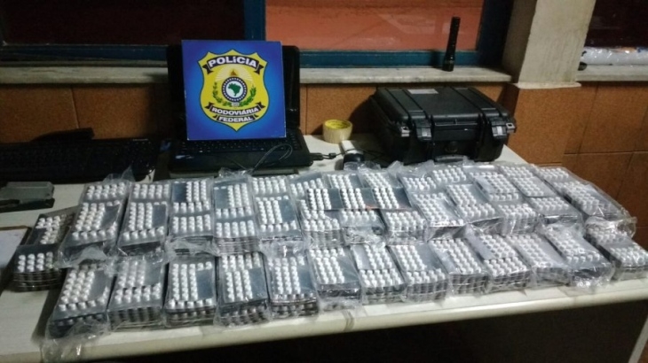 Motorista é preso com mais de 15 mil comprimidos de rebite