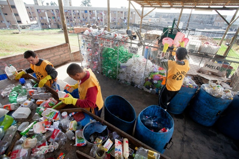 Palestra vai ensinar empreendedorismo para as cooperativas de reciclagem