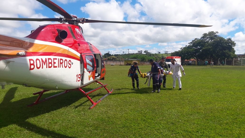 Criança é resgatada após ser atropelada por uma pá carregadeira em Nerópolis