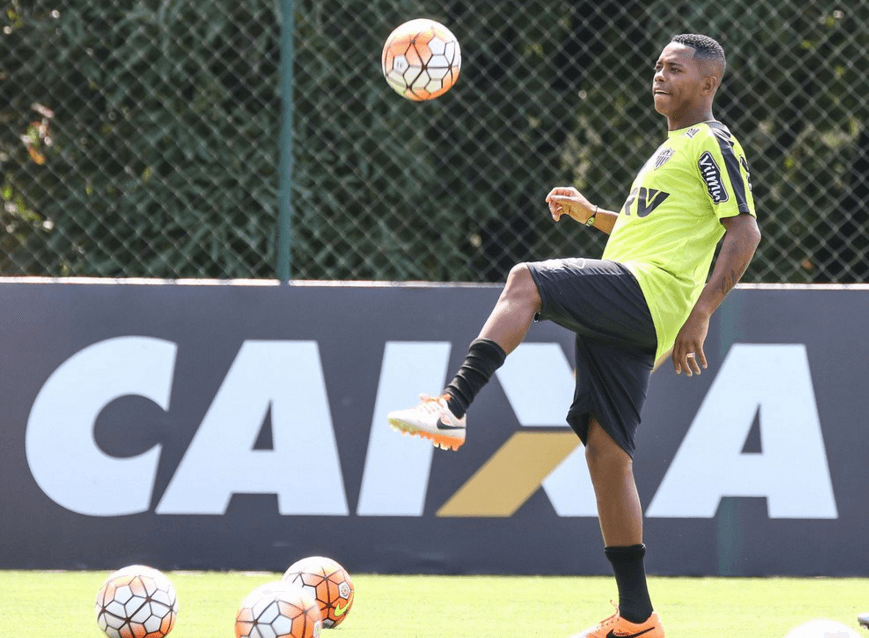 “Futebol é negócio”, justifica Robinho