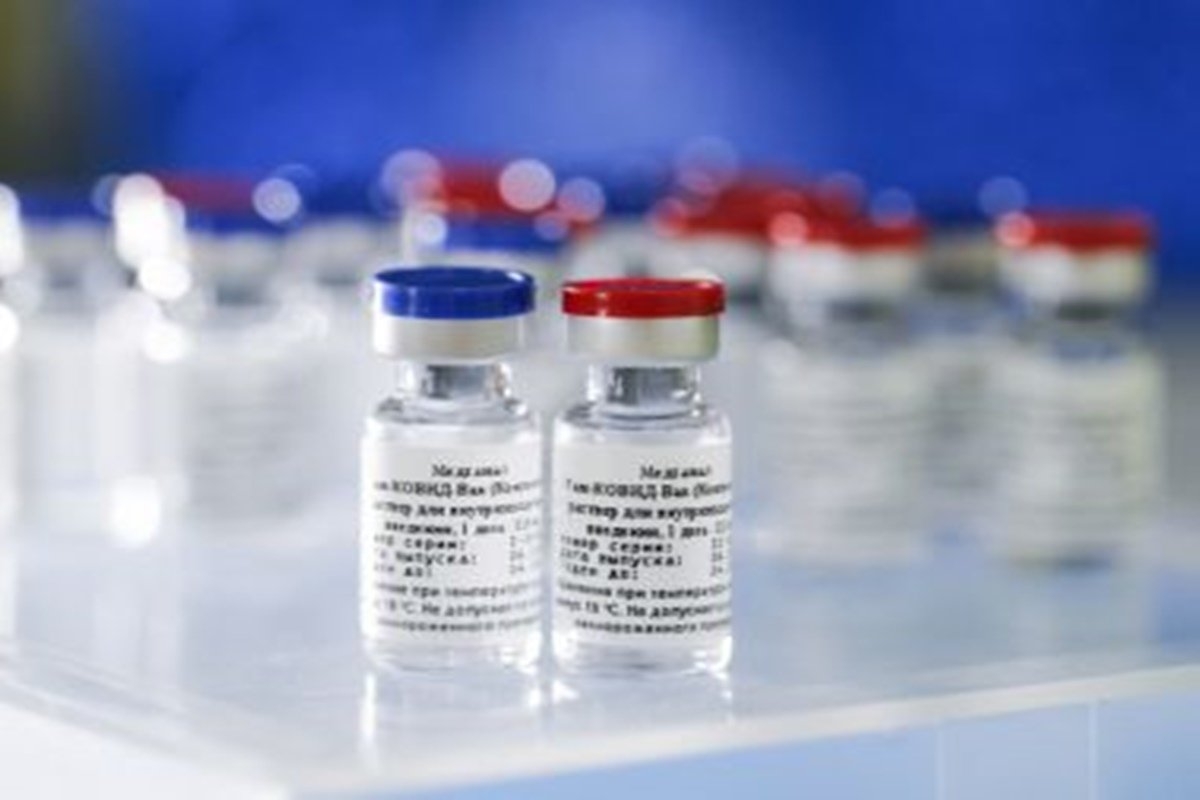 Mesmo sem aval da Anvisa, começa produção de vacina russa Sputnik V no Brasil