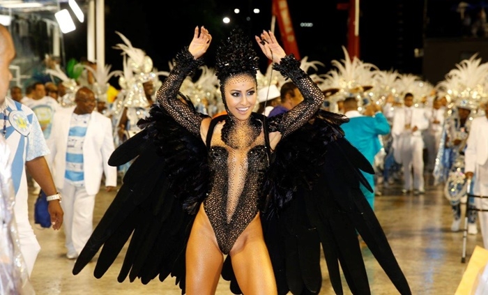 Sato é favorita para arrasar dentre as rainhas do Carnaval