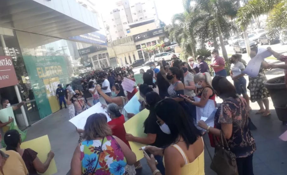 Mulheres protestam reivindicando cumprimento da cota de gênero nas eleições de 2020, em Goiânia