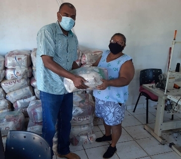 Governo de Goiás chega a 32 mil cestas básicas distribuídas para 70 comunidades quilombolas