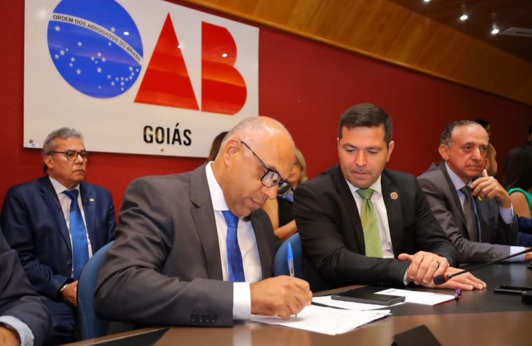 Cruz sanciona lei que cede área para construção da nova sede da OAB-GO