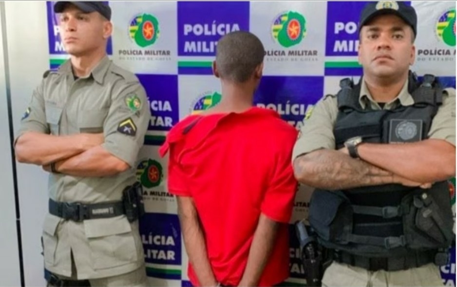 Homem é preso suspeito de dar marteladas na cabeça do próprio cachorro