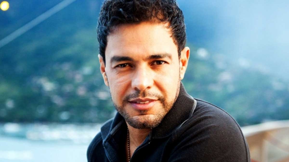 Alvo de críticas, Zezé Di Camargo comenta: “Estou voltando a cantar como antes”