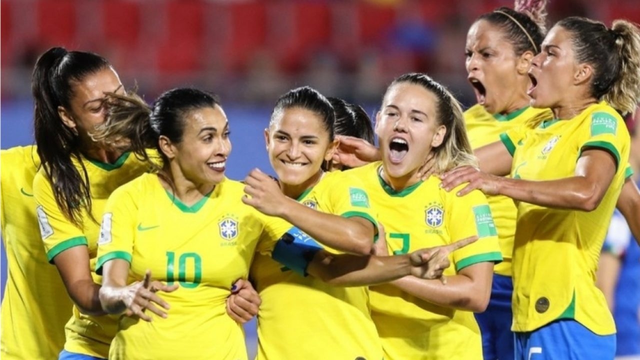 Seleção feminina de futebol terá China, Zâmbia e Holanda como rivais em Tóquio