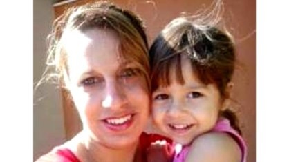 Homem que matou esposa e enteada obrigou a mulher a cavar a própia cova, diz irmã