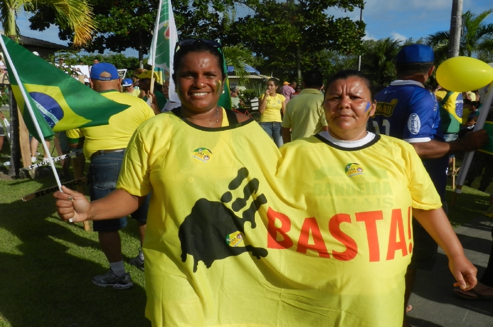 Manifestações e convenção do PMDB agitam fim de semana político
