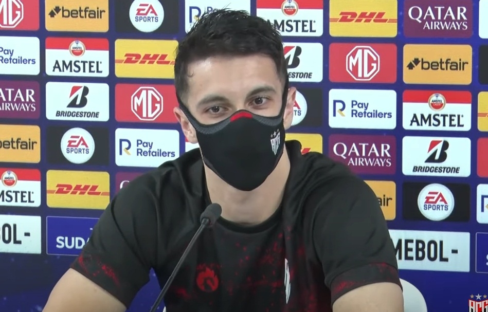 Shaylon comemora “lei do ex” contra o São Paulo