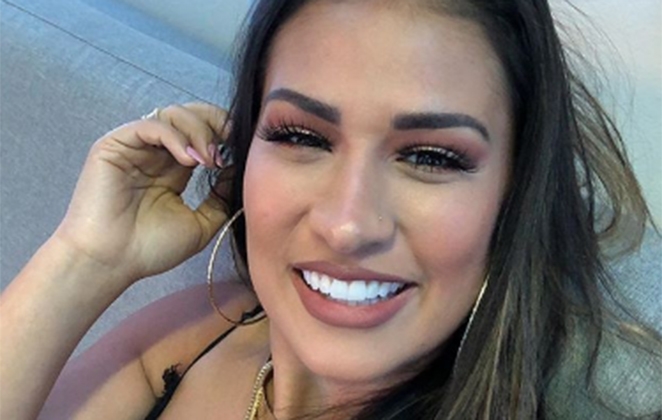 Simone desabafa sobre dificuldade de cantar sem Simaria