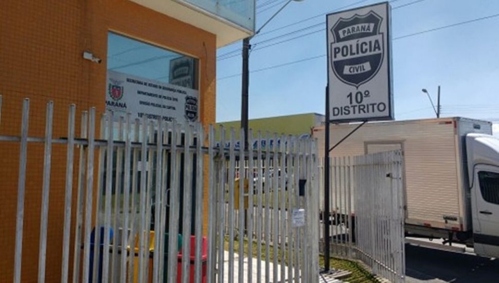 Mãe procura delegacia para fazer BO contra a filha que não consegue arranjar marido