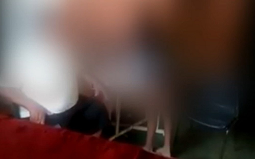Homem de 61 anos é filmado abusando de enteada de 12