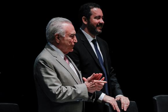 Temer diz que reajuste do Bolsa Família inclui favorecido na sociedade