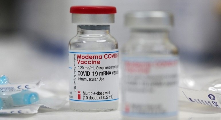 EUA compram mais 200 milhões de doses da vacina da Moderna contra o coronavírus