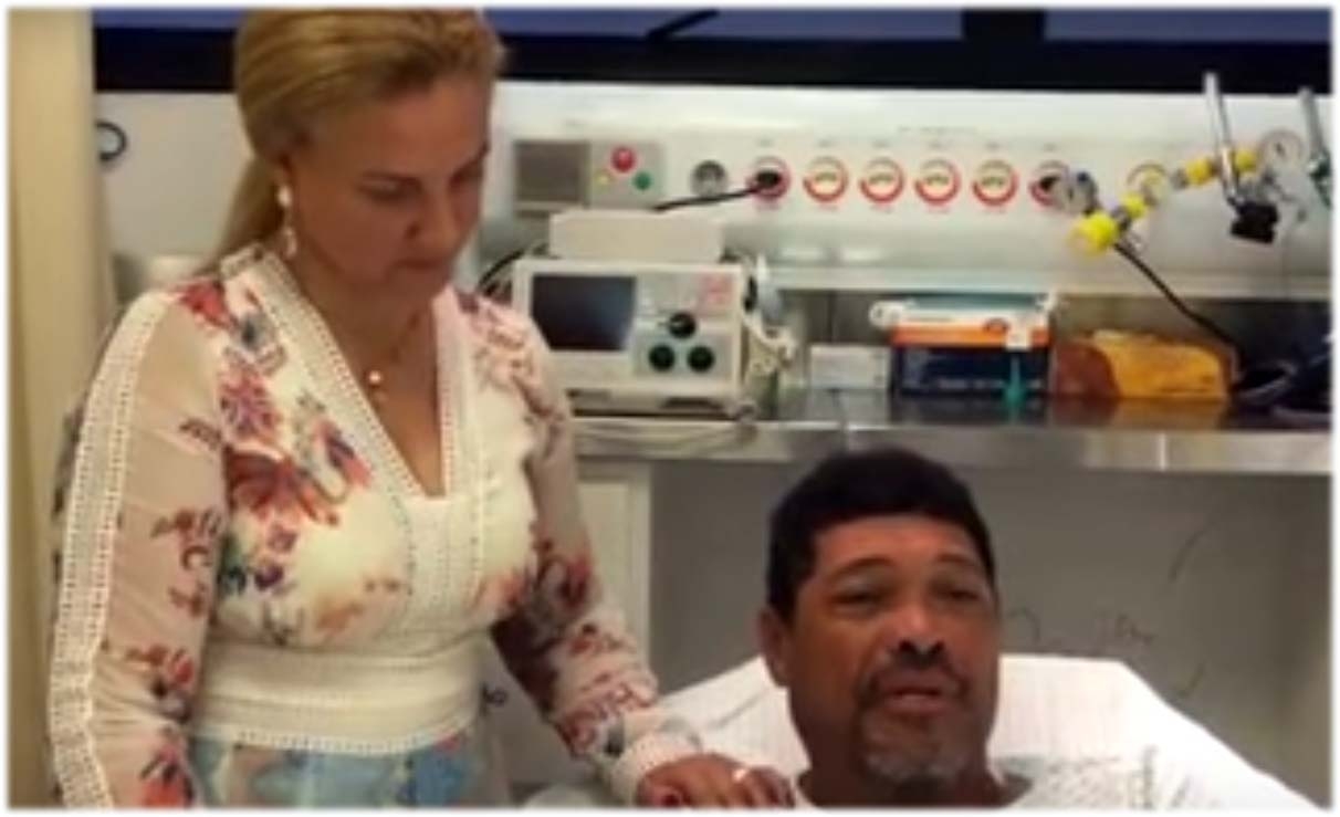 Evangélico Valdemiro Santiago leva facada no pescoço