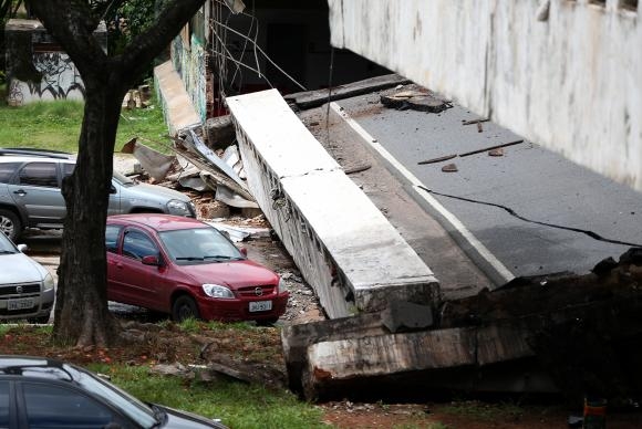 Recuperação de viaduto que desabou em Brasília deve levar seis meses