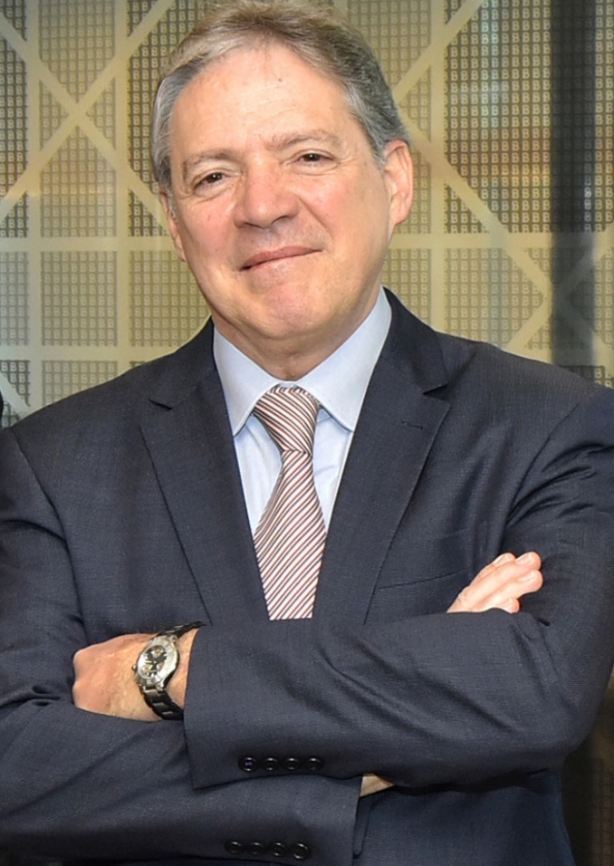 As longas filas da pobreza e o auxílio brasil