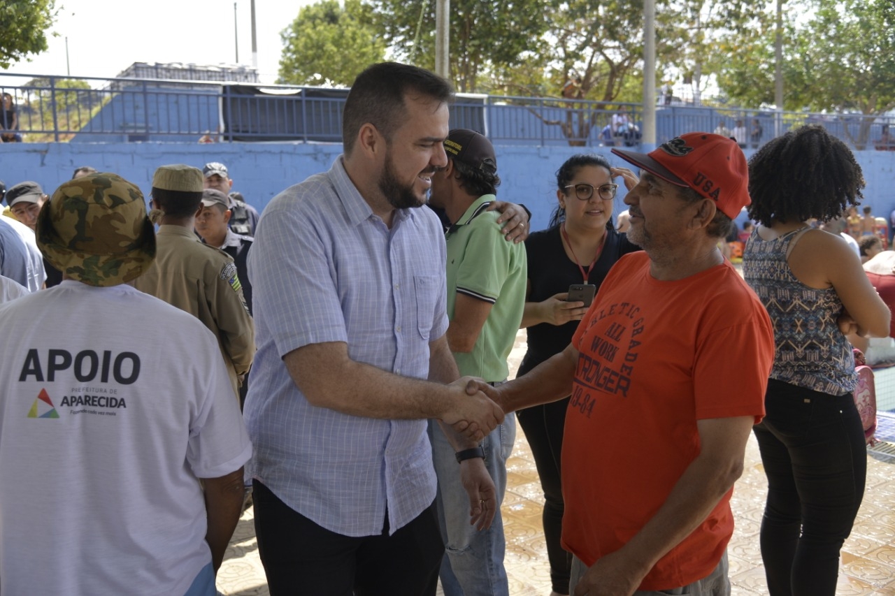 Mendanha e Roberto Naves: maratona de inaugurações