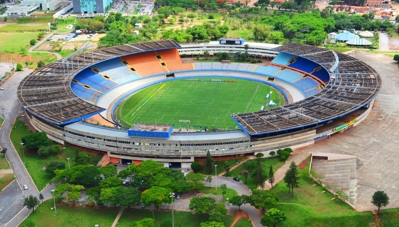 Aprovado em votação definitiva projeto de lei que regulamenta ambulantes do Estádio Serra Dourada
