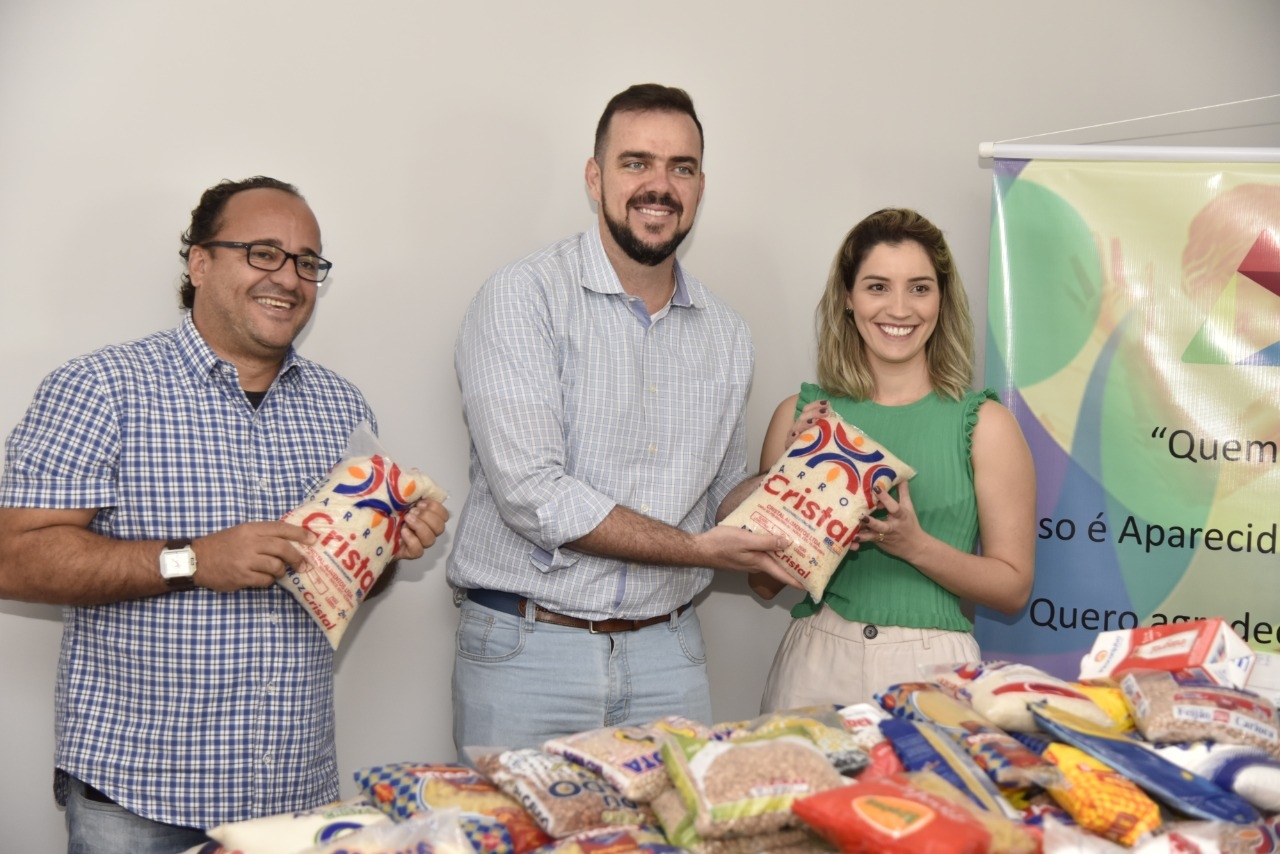 Corrida de rua de Aparecida arrecada mais de uma tonelada de alimentos
