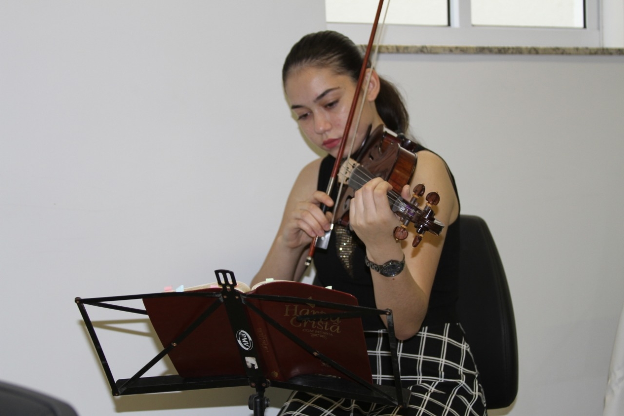Dia do Médico com café e música em Aparecida