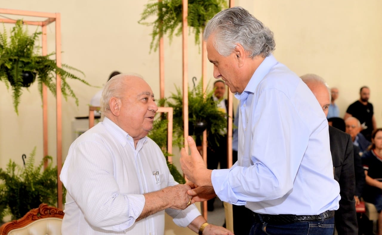 Caiado destaca importância da Assembleia de Deus Ministério Fama em Goiás