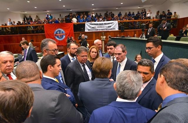 Mesa Diretora para o 2º biênio é eleita e Lissauer reeleito presidente da ALEGO