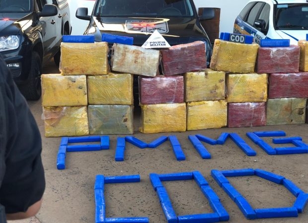 Durante operação, um suspeito morre e carga avaliada em R$ 600 mil é apreendida