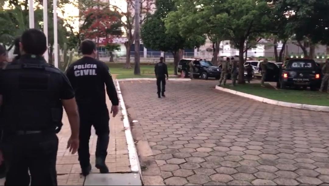 Membros de organização criminosa são presos por fraudes em pagamento de impostos