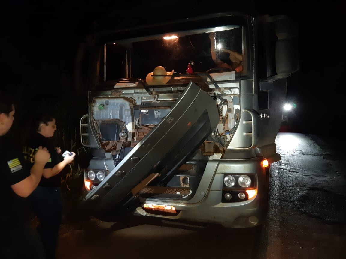 Idoso morre atropelado por caminhão na BR-452