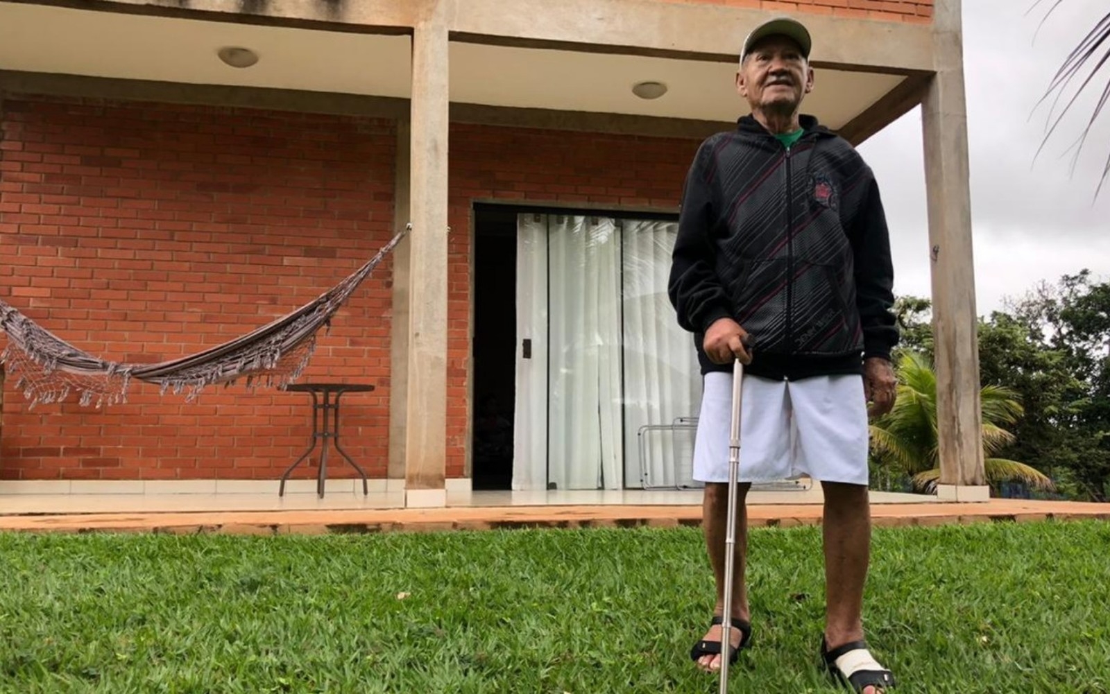 Senhor de 88 anos está isolado em chácara sem ver família por causa do coronavírus e dá recado: ‘fiquem em casa’