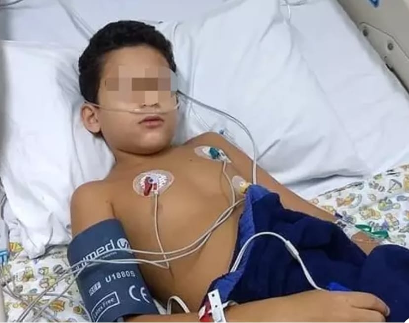 “Não desejo para nenhuma mãe do mundo” diz em desespero mãe com filho infectado com Covid-19