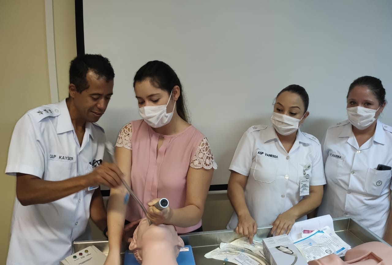 Hospital das Forças Armadas capacita profissionais do HUGO