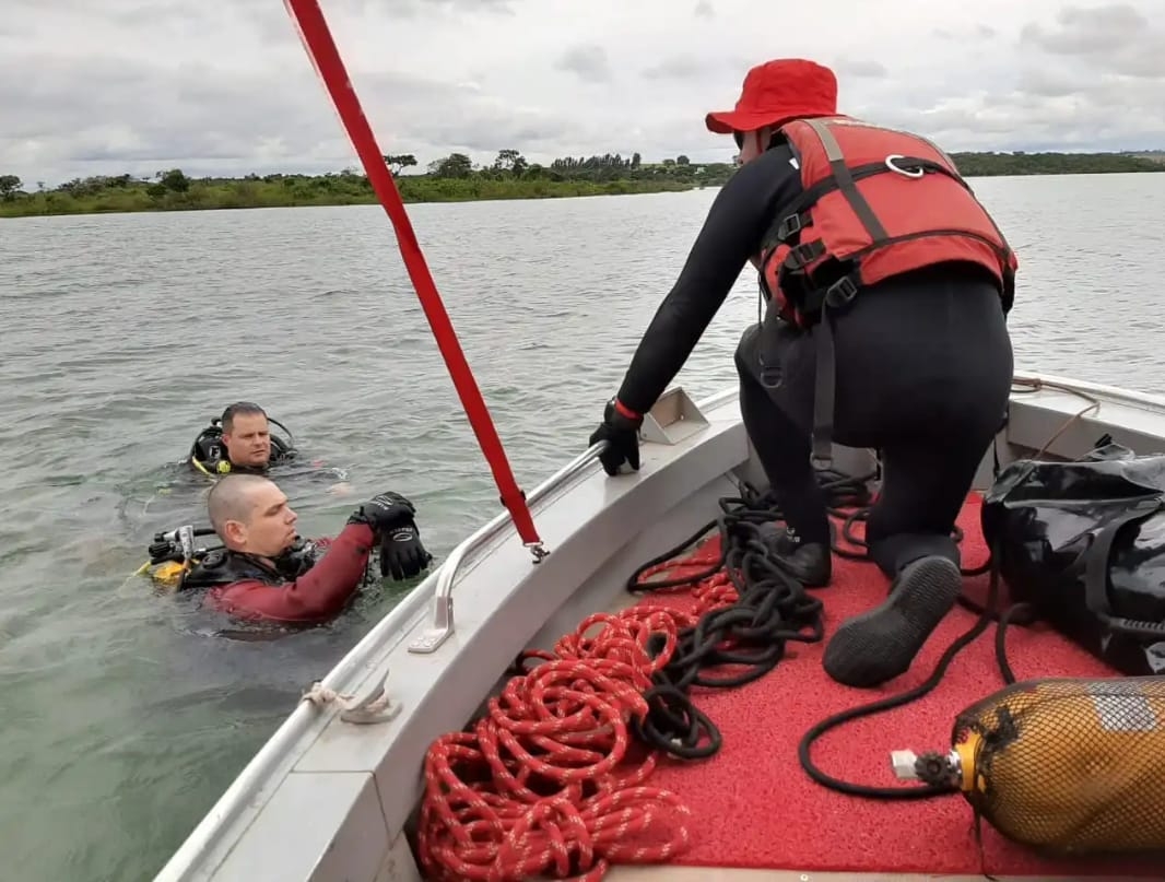 Encontrado corpo de empresário que desapareceu durante passeio de moto aquática no Lago de Corumbá