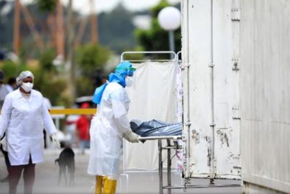 Médicos alertam: fim do isolamento social é um risco enorme