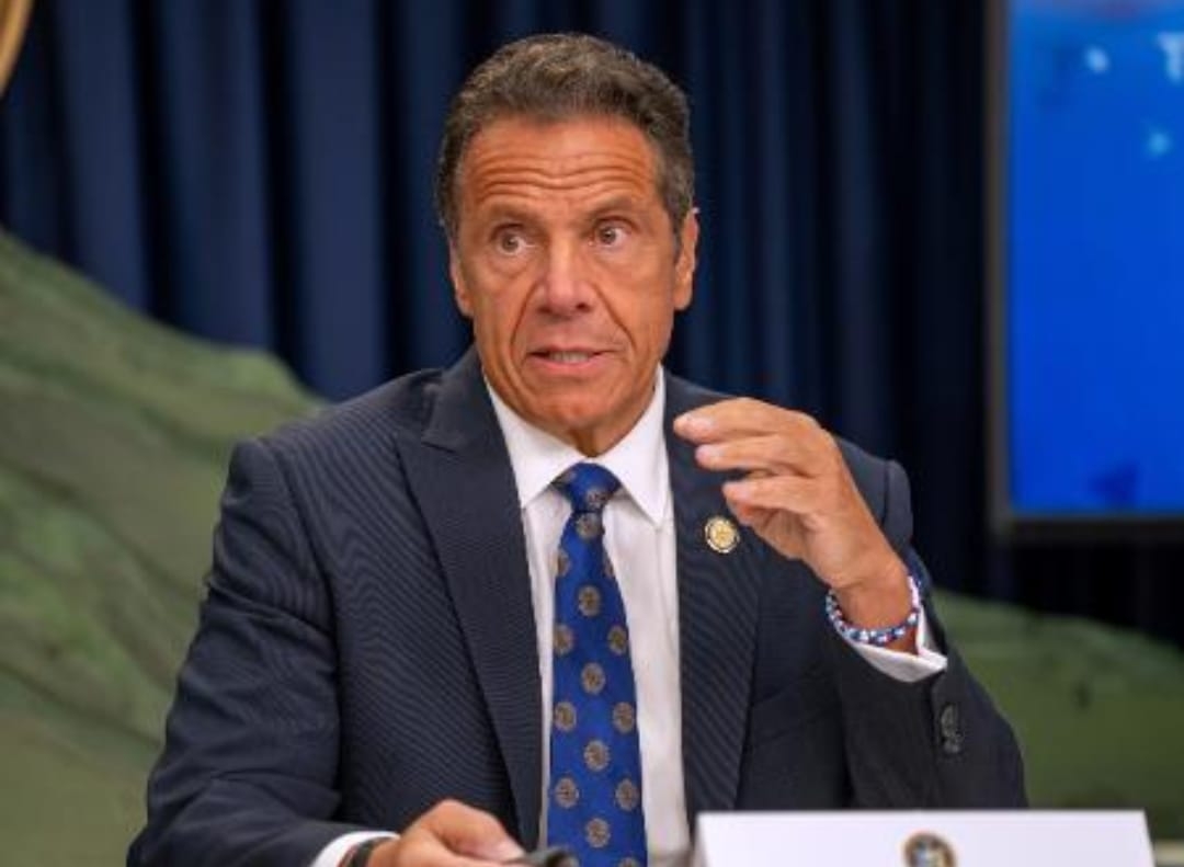 Governador de Nova York faz críticas a Trump