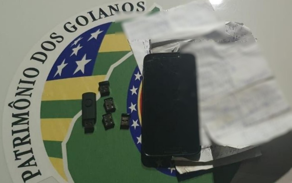 Pastor é preso com imagens de pornografia infantil