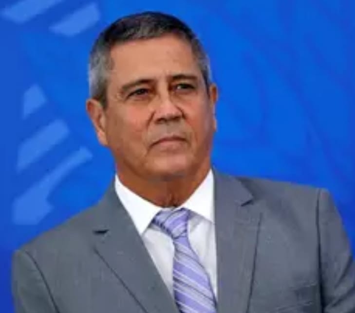 Ministro da Casa Civil contraiu covid-19